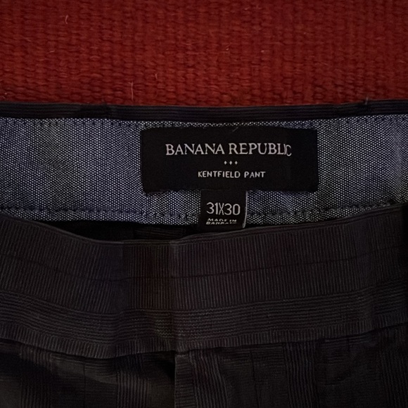 Banana Republic - Kentfield Pant - size 31x30 - Picture 2 of 6
